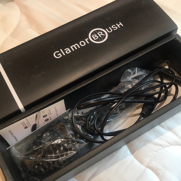 Glamor Brush - Picture 1 of 4